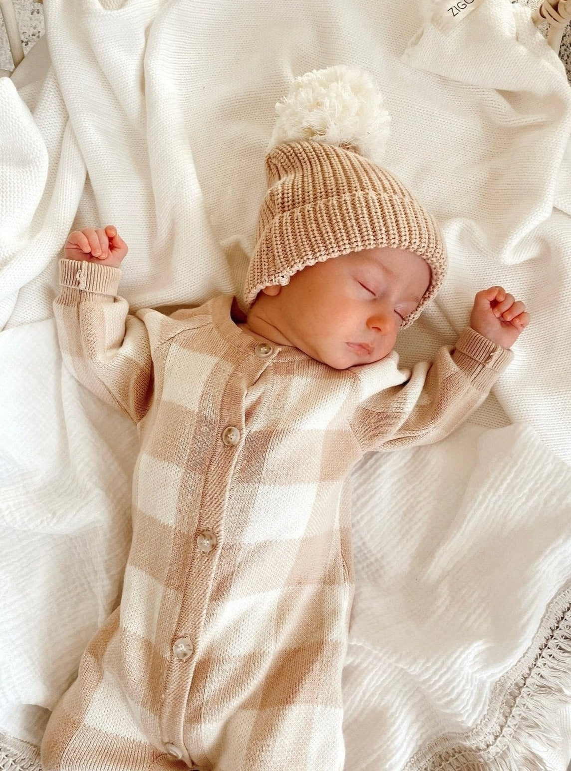 ZL Chunky Knit Beanie | Caramel Gingham