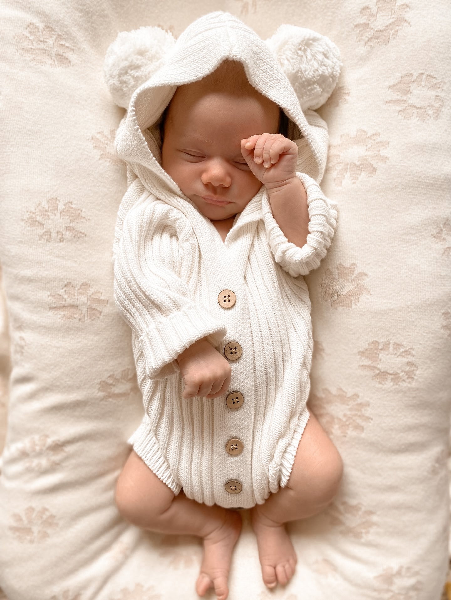 Creating the Perfect Coming Home Outfit