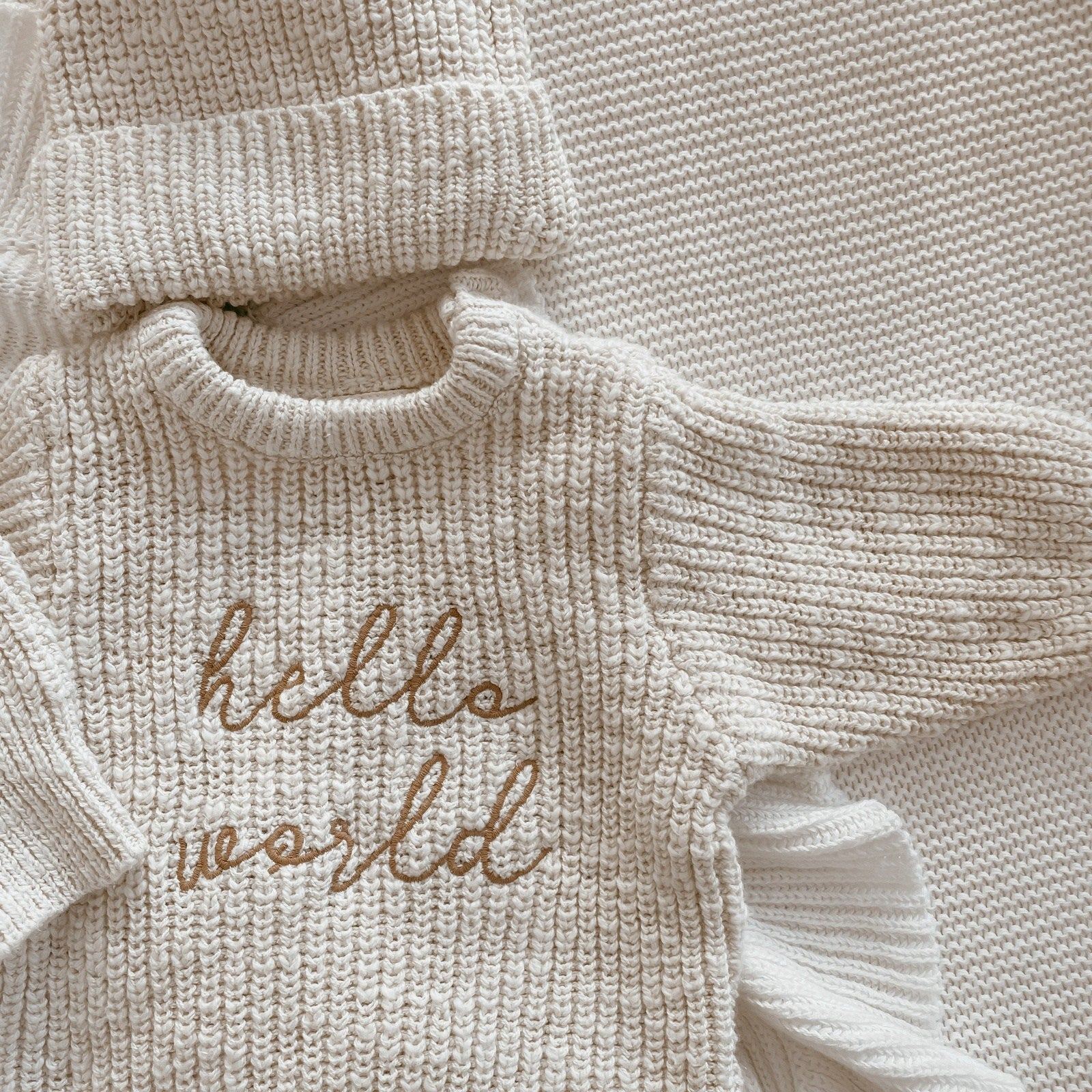 Hello World Chunky Knit Romper | Honey