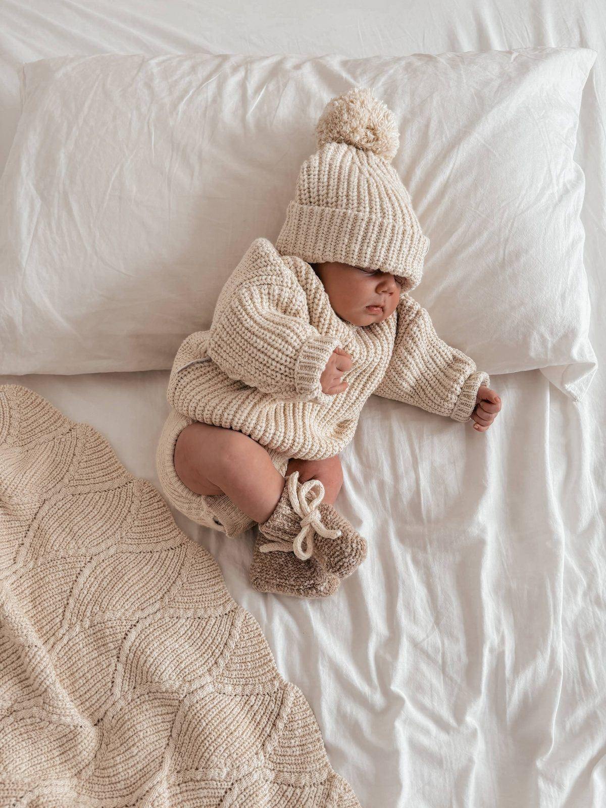 Knit Booties - Milk