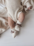 Load image into Gallery viewer, Knit Booties | Cocoa Fleck
