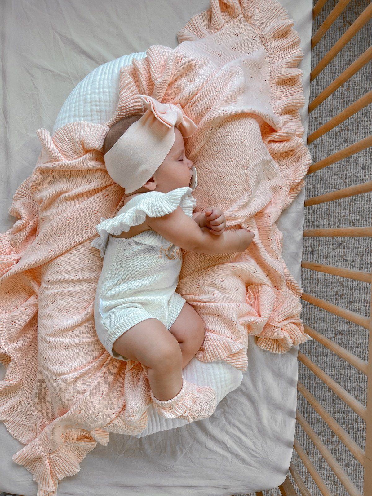 Knit Frill Booties - Milk
