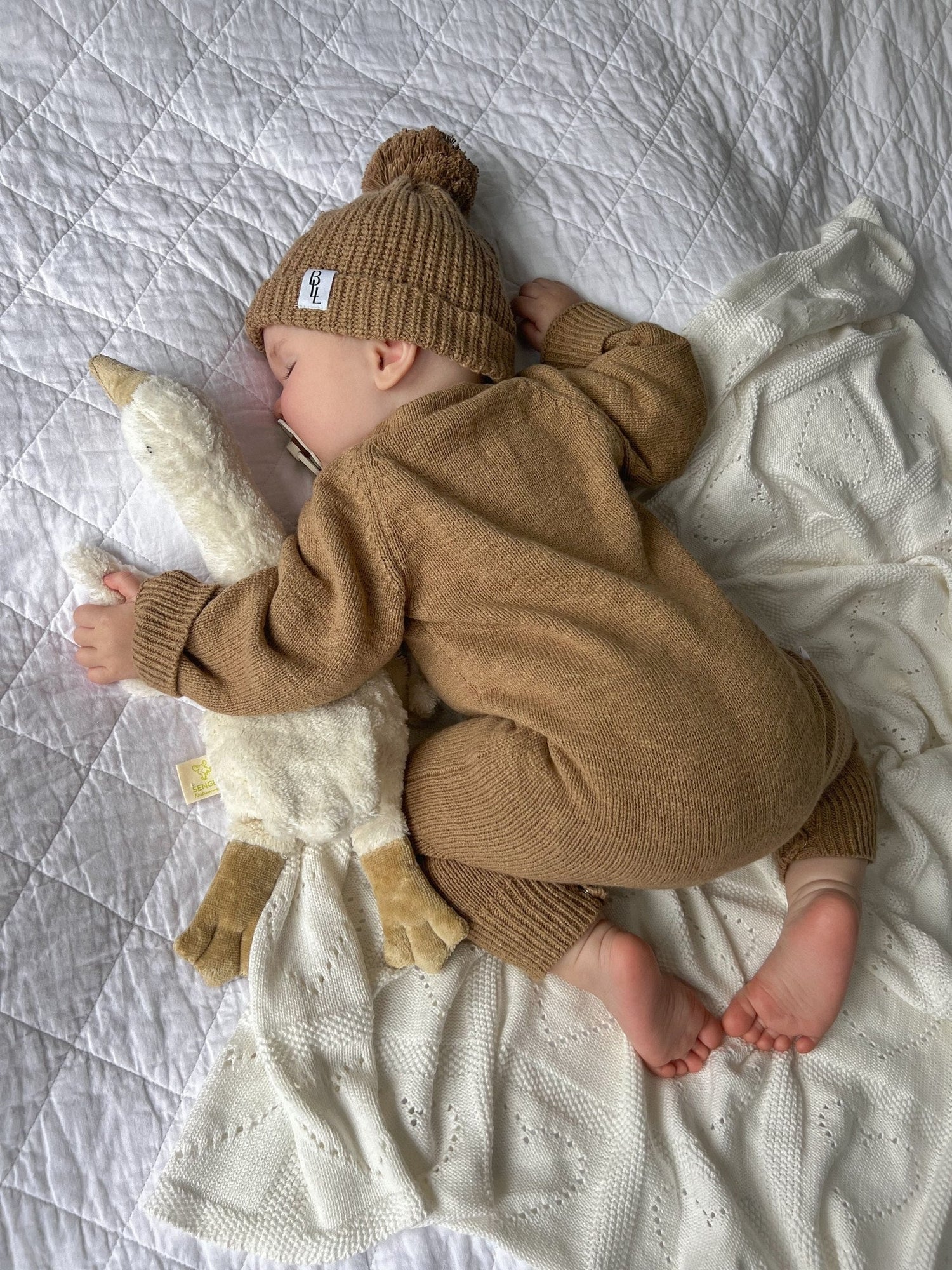 Luxe Knit Beanie - Chestnut