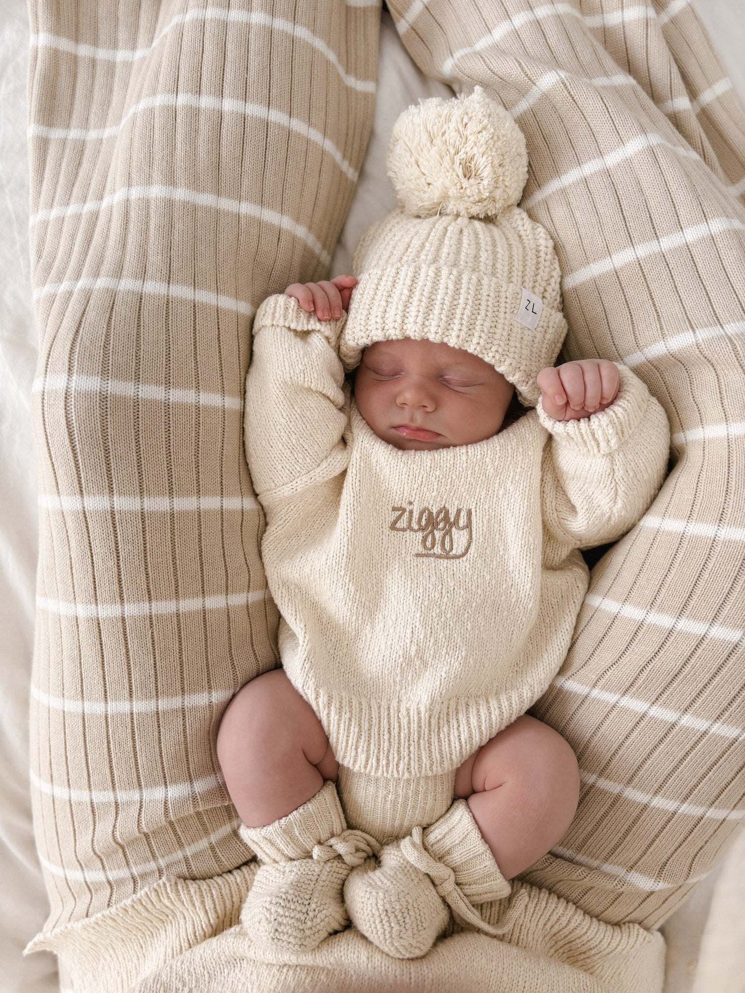 Super Chunky Knit Beanie - Oat